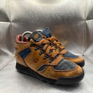 Size 6.5B New Balance Brown Blue Mens Lace-Up Suede Leather Rainier Hiking Boots